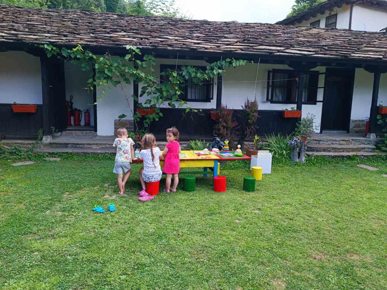 Хаджидимовата Къща Hotel Bozhenți Exterior foto